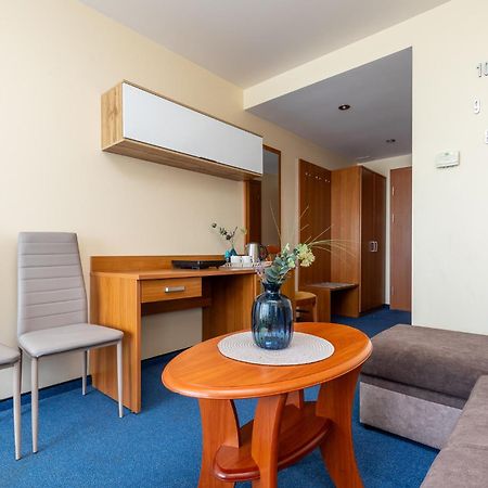 Alkos Namu Apartamentai Паланга Екстер'єр фото