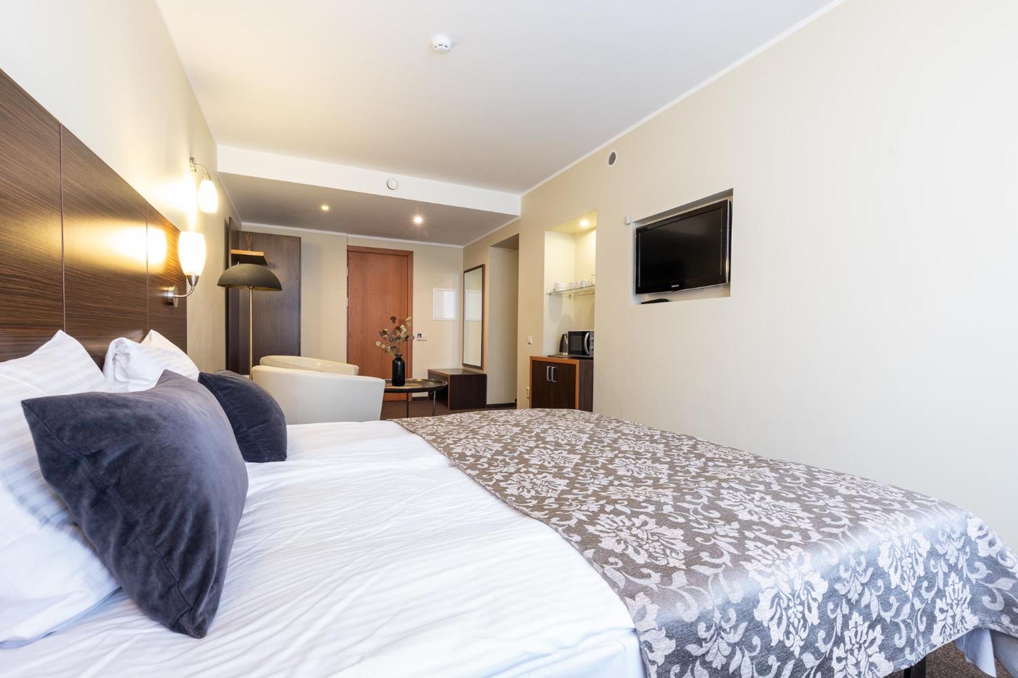 Alkos Namu Apartamentai Паланга Екстер'єр фото