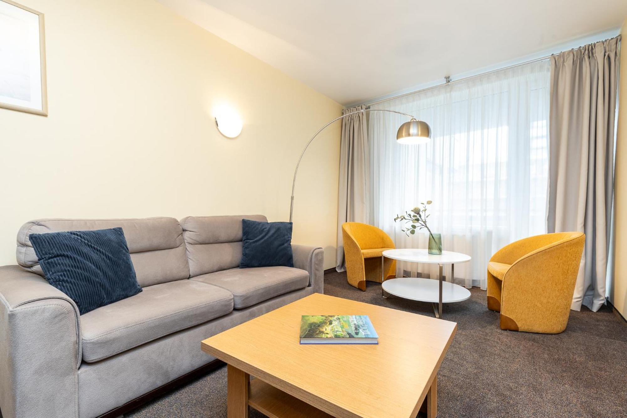 Alkos Namu Apartamentai Паланга Екстер'єр фото