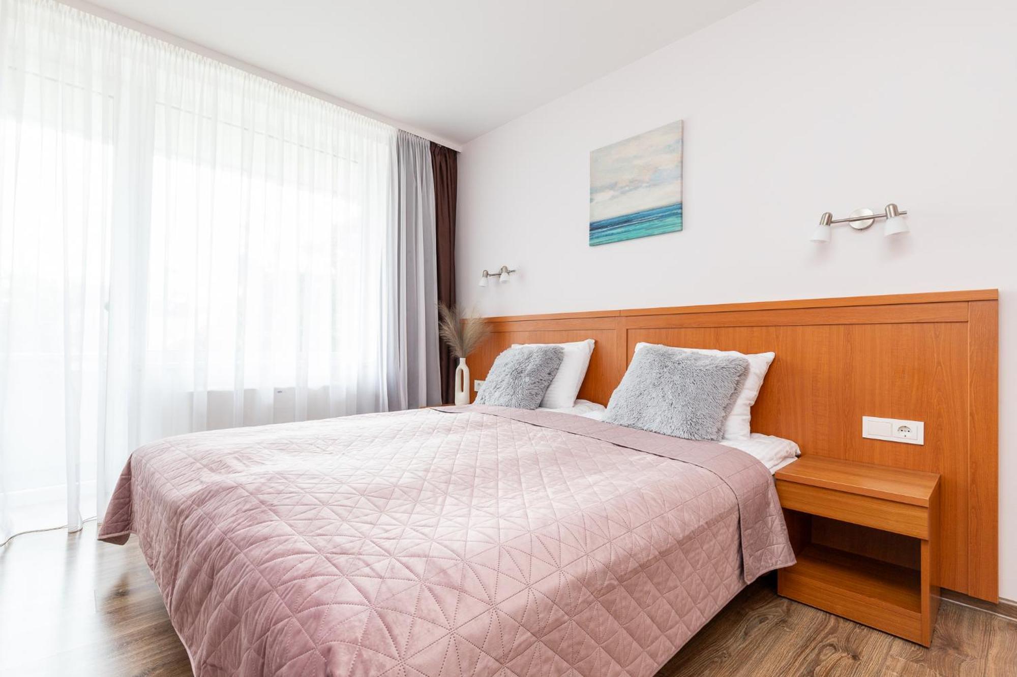 Alkos Namu Apartamentai Паланга Екстер'єр фото