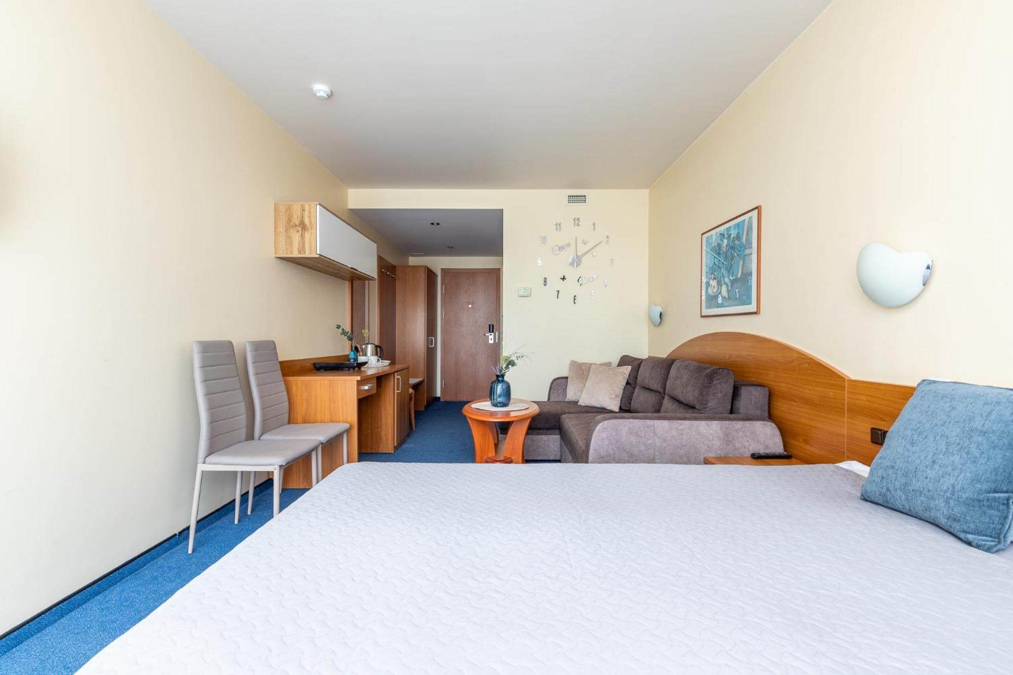 Alkos Namu Apartamentai Паланга Екстер'єр фото