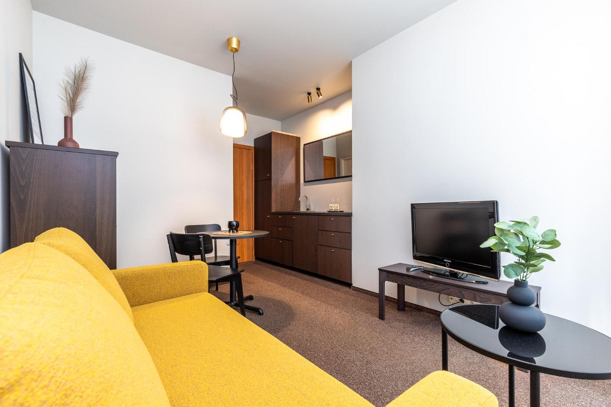 Alkos Namu Apartamentai Паланга Екстер'єр фото